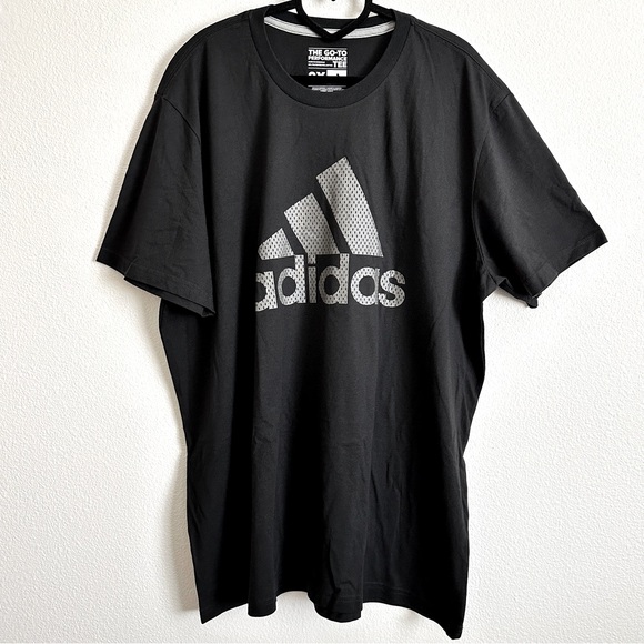 NWT Adidas Black Silver Metal Mesh The Go To Performance Short Sleeve Tee Sz XXL - Picture 1 of 6